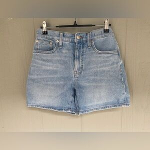 Madewell Perfect Vintage Mid-Length blue jean short women’s 25-inch waist Y2K